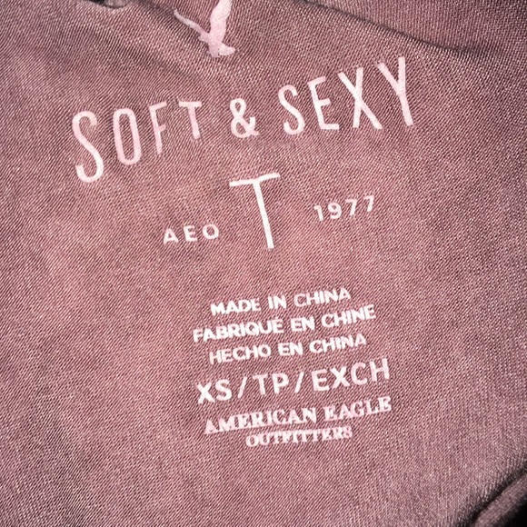 Off The Shoulder Blush American Eagle Top! - Picture 4 of 4